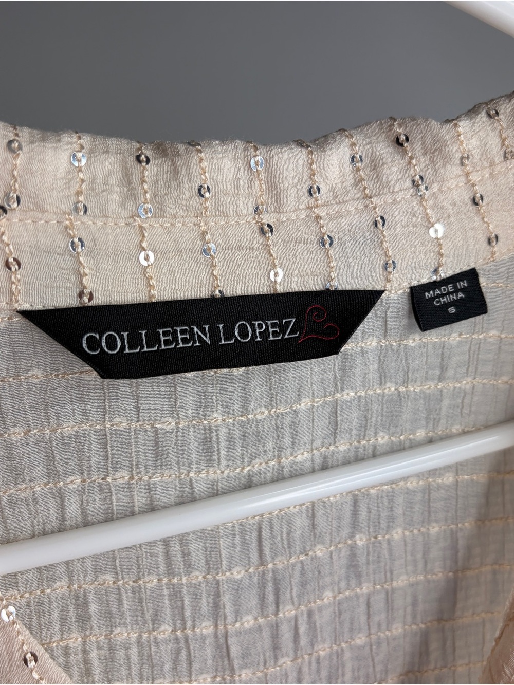 Colleen Lopez Sequin-Stripe Cream Sparkle Small Blouse Button Down - Picture 7 of 8